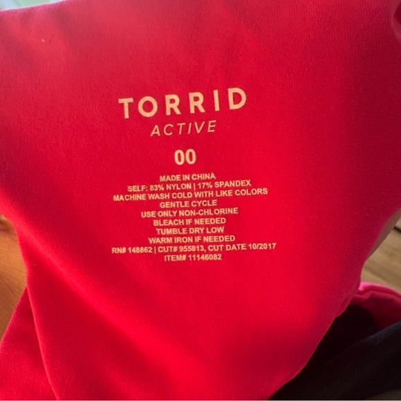 Torrid Camo Pink Sports Bra - Picture 3 of 4